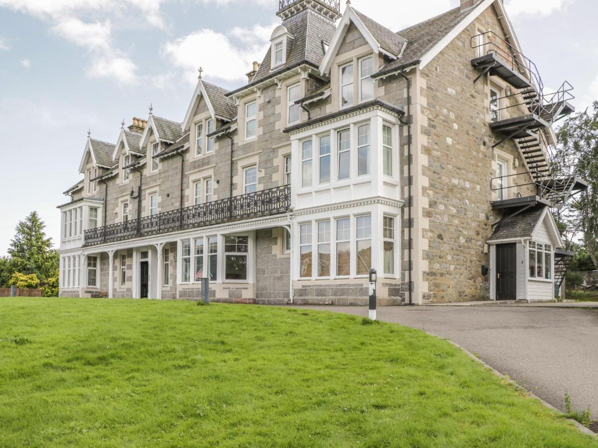10 Monarch Country Apartments Newtonmore Exteriér fotografie